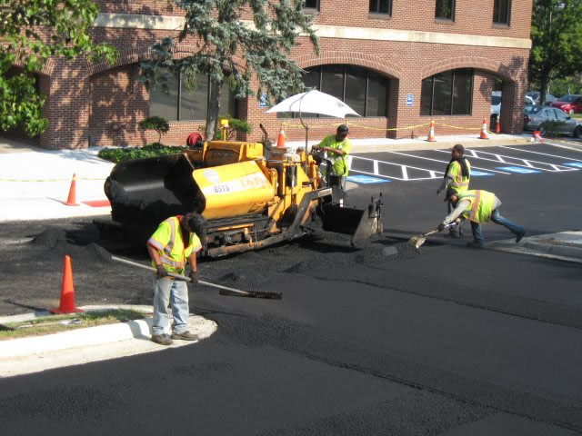 Parking Lot Paving Contractor
