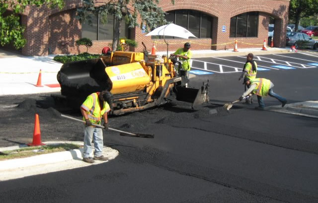 asphalt-pothole-repair